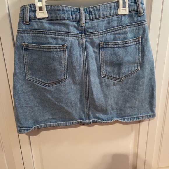 Light Wash Jean Skirt - Picture 4 of 5